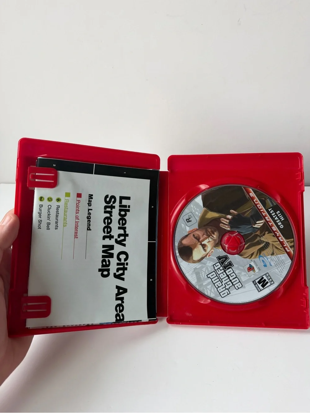 Grand Theft Auto IV -- Greatest Hits (Sony PlayStation 3, 2008)  With Map